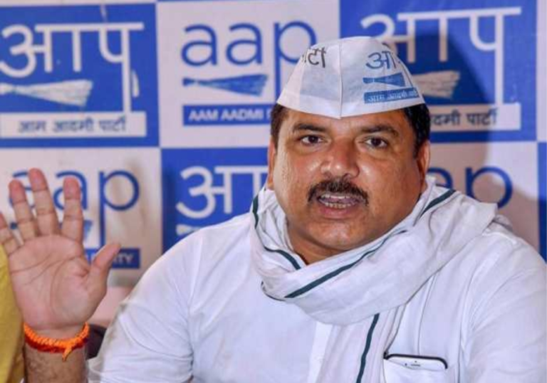 As soon as Sanjay Singh came out of jail, he said – It is not time for celebration, it is time for struggle; The locks of the jail will be broken