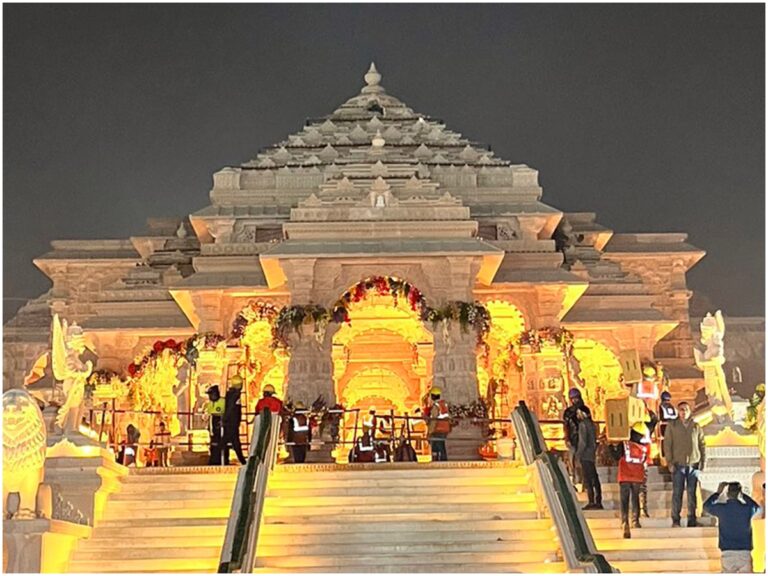 Lights worth 50 lakhs stolen from Rampath in Ayodhya