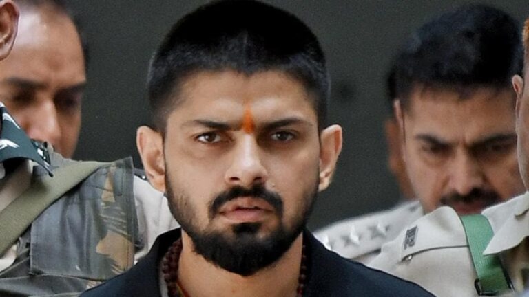Providing studio-like facilities to Lawrence in custody is glorification of crime: HC