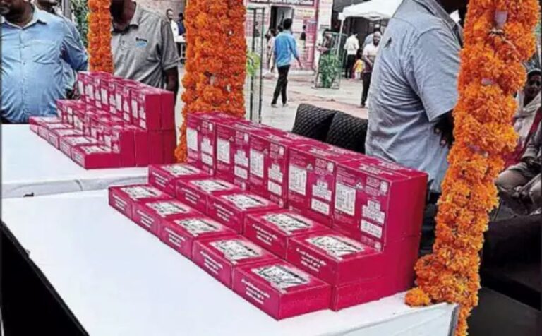 Gujarat company’s ‘prasad’ in Kashi Vishwanath temple, local confectioners will kill flies