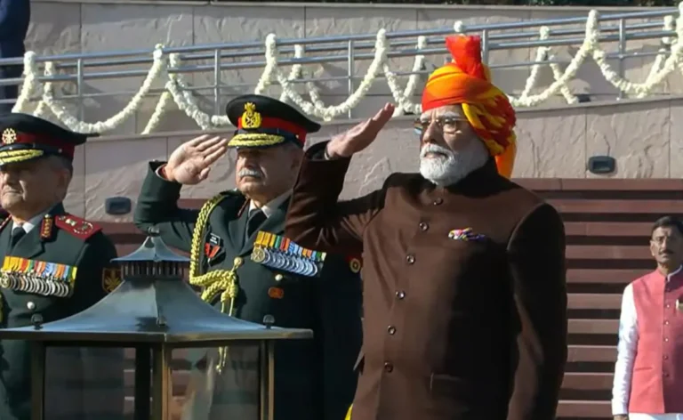 LIVE: 76th Republic Day: PM pays tribute at National War Memorial